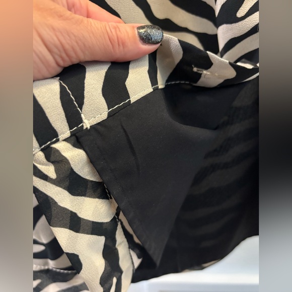 Banana Republic Midi Skirt with Belt - Picture 8 of 8